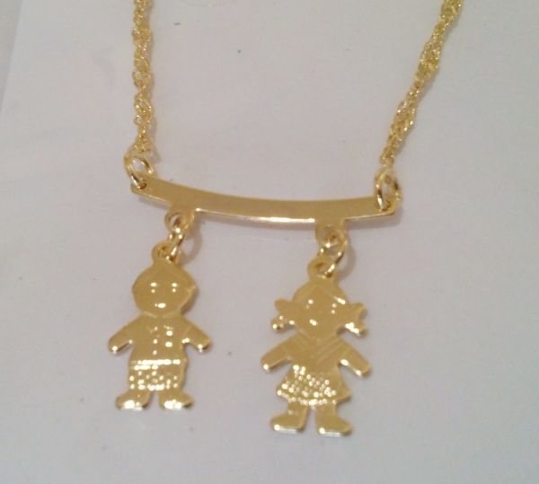 Colar Casal De Filhos Folheado A Ouro